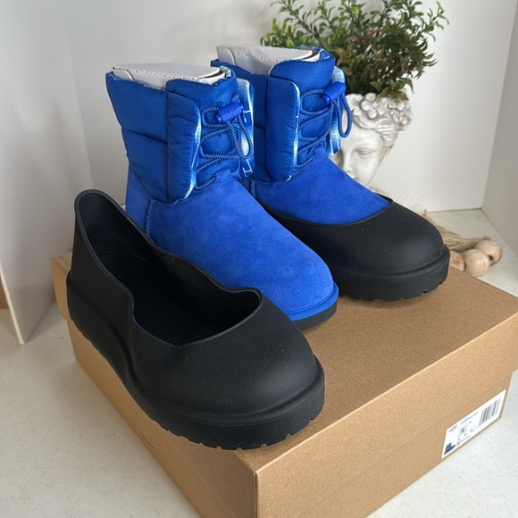 UGG Women's Classic Maxi Toggle Fashion Boot SZ 6 Blue - Picture 14 of 14